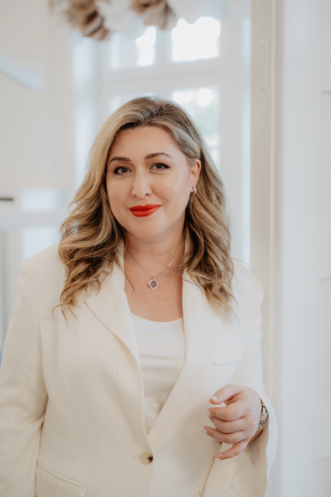 Dr. med. dent. Veronika Vaido — Portrait